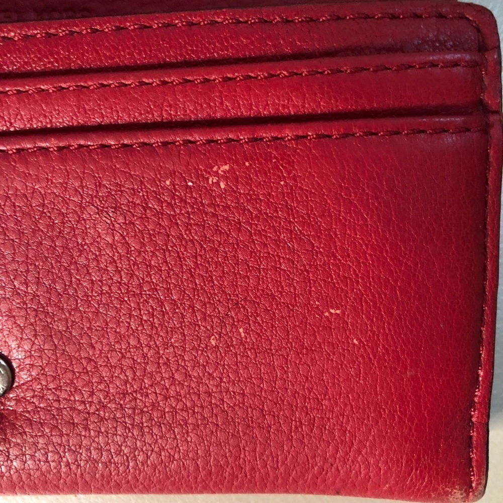 Michael Kors Fulton Soft Leather Red Flap Wallet - Picture 8 of 8
